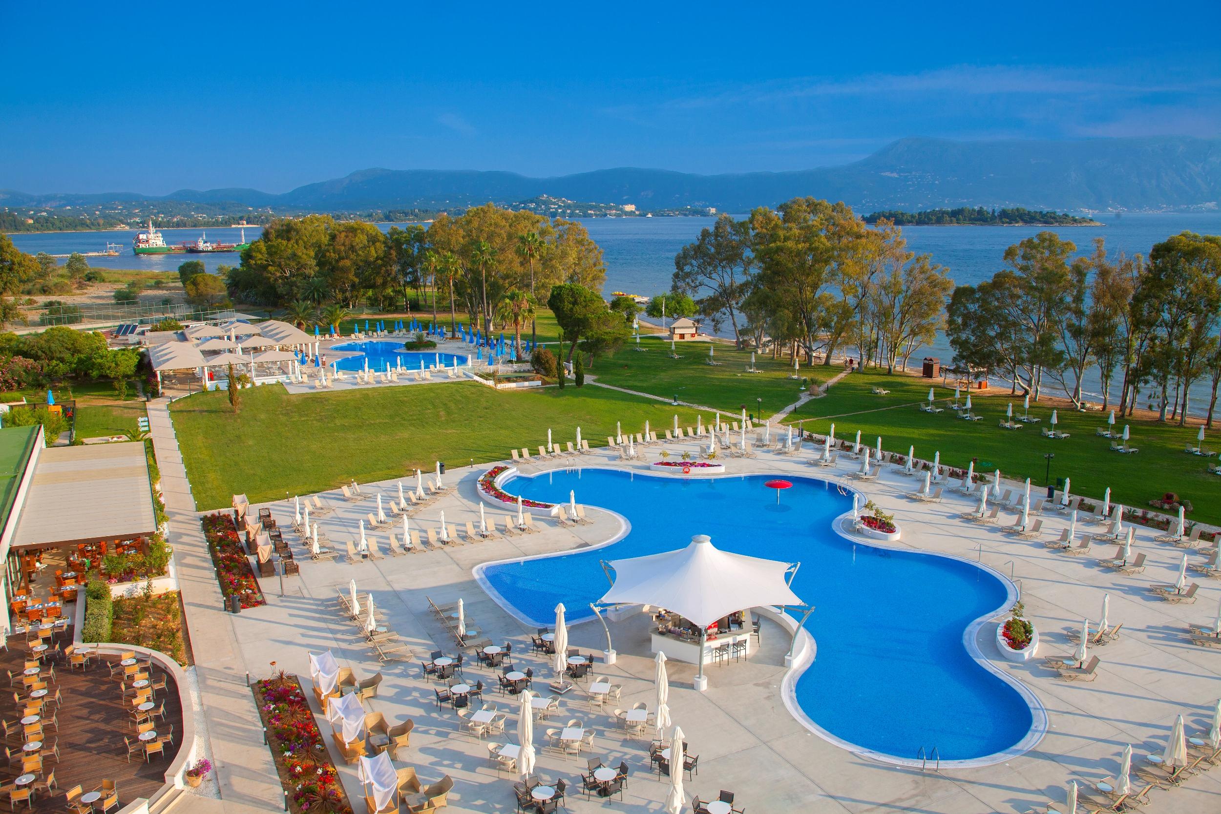 Iberostar Kerkyra Golf Hotel Pótamosz Kültér fotó